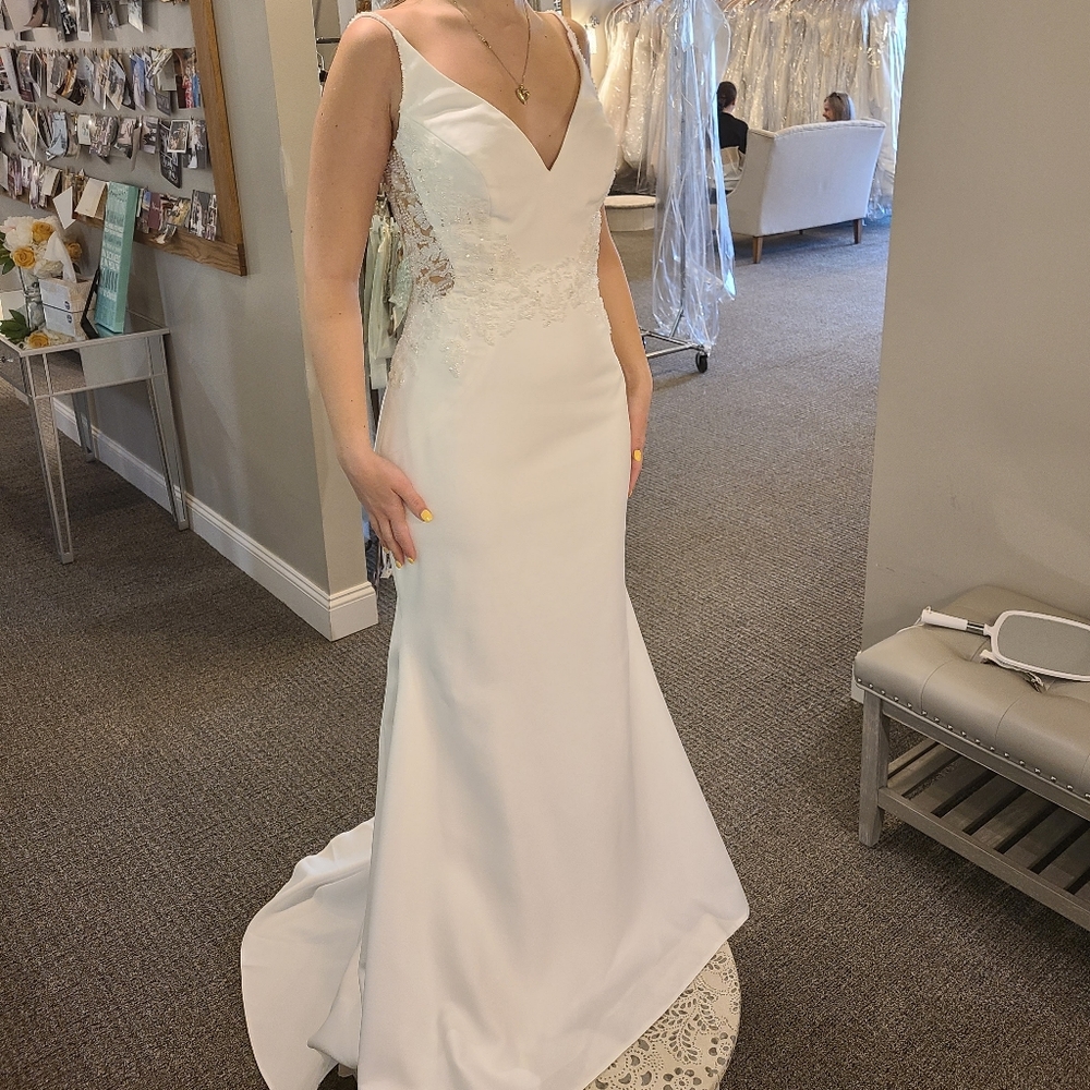 Justin Alexander Wedding Dress
